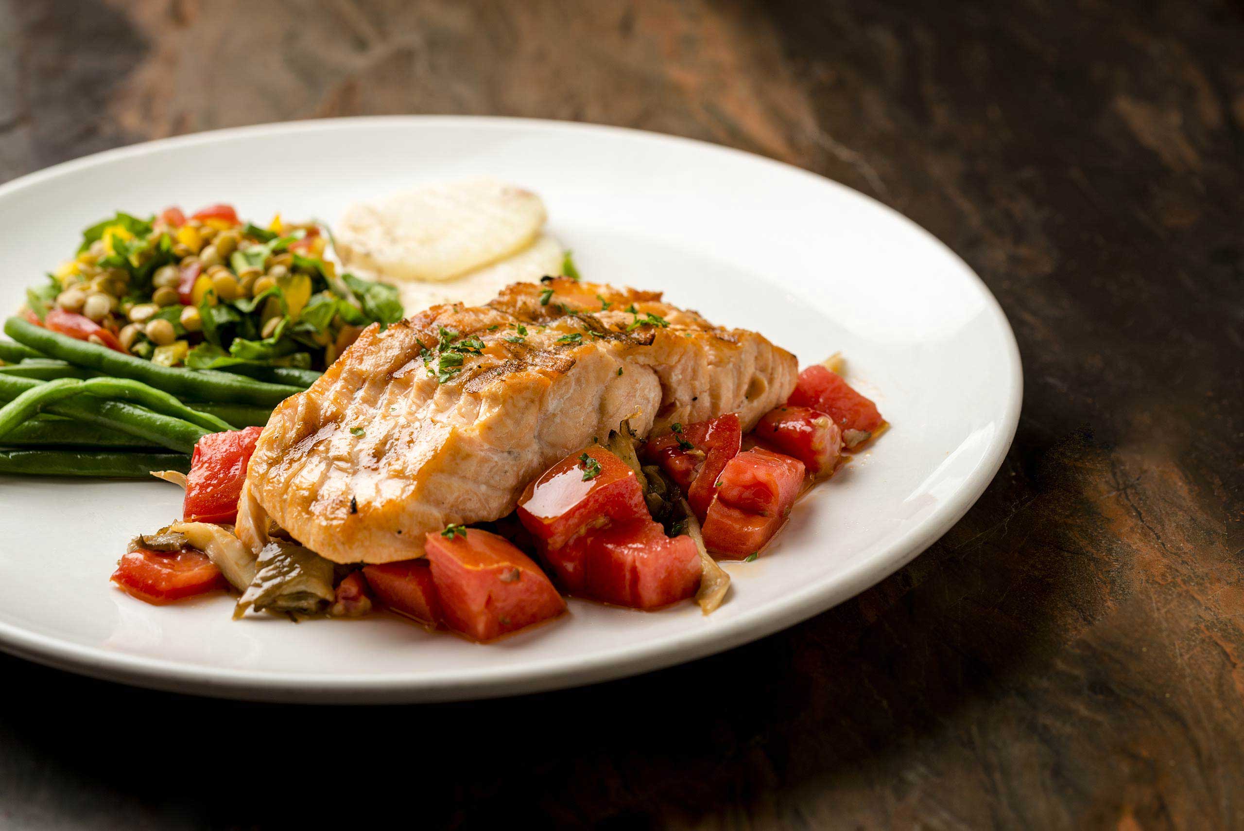 Osteria del Teatro salmon with vegetables