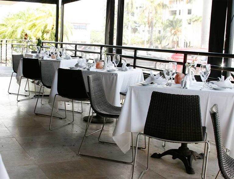 Osteria del Teatro patio